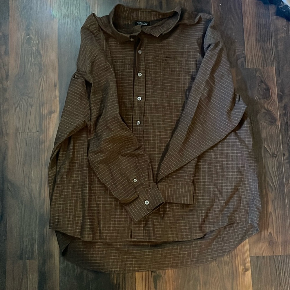 Patterned comfy long-sleeved button down